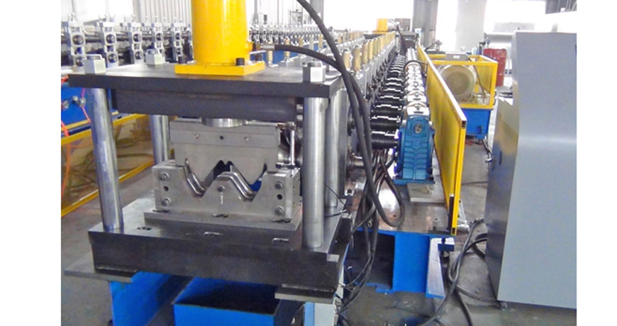 W Three Beam Highway Guardrail Roll Forming Machine