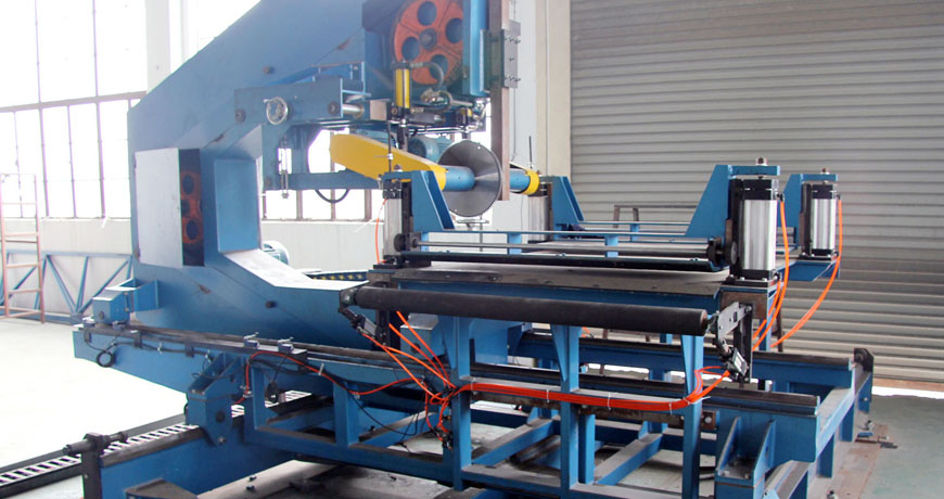 Belt Saw Cutting Machine