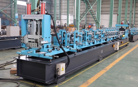 PGC And PGU Purlin Cold Roll Forming Machine