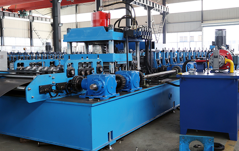 Guardrail Roll Forming Machine Punch