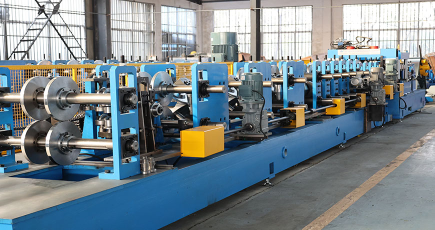 Pre-cut CZ Purlin Roll Forming Machine